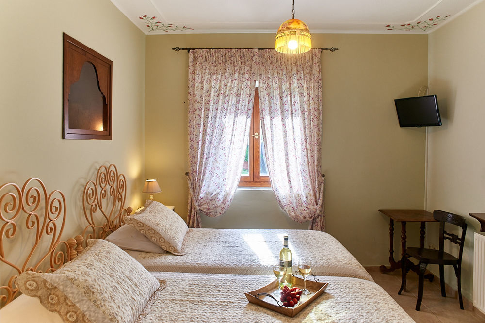Triantafillies Guesthouse Portaria  Luaran gambar