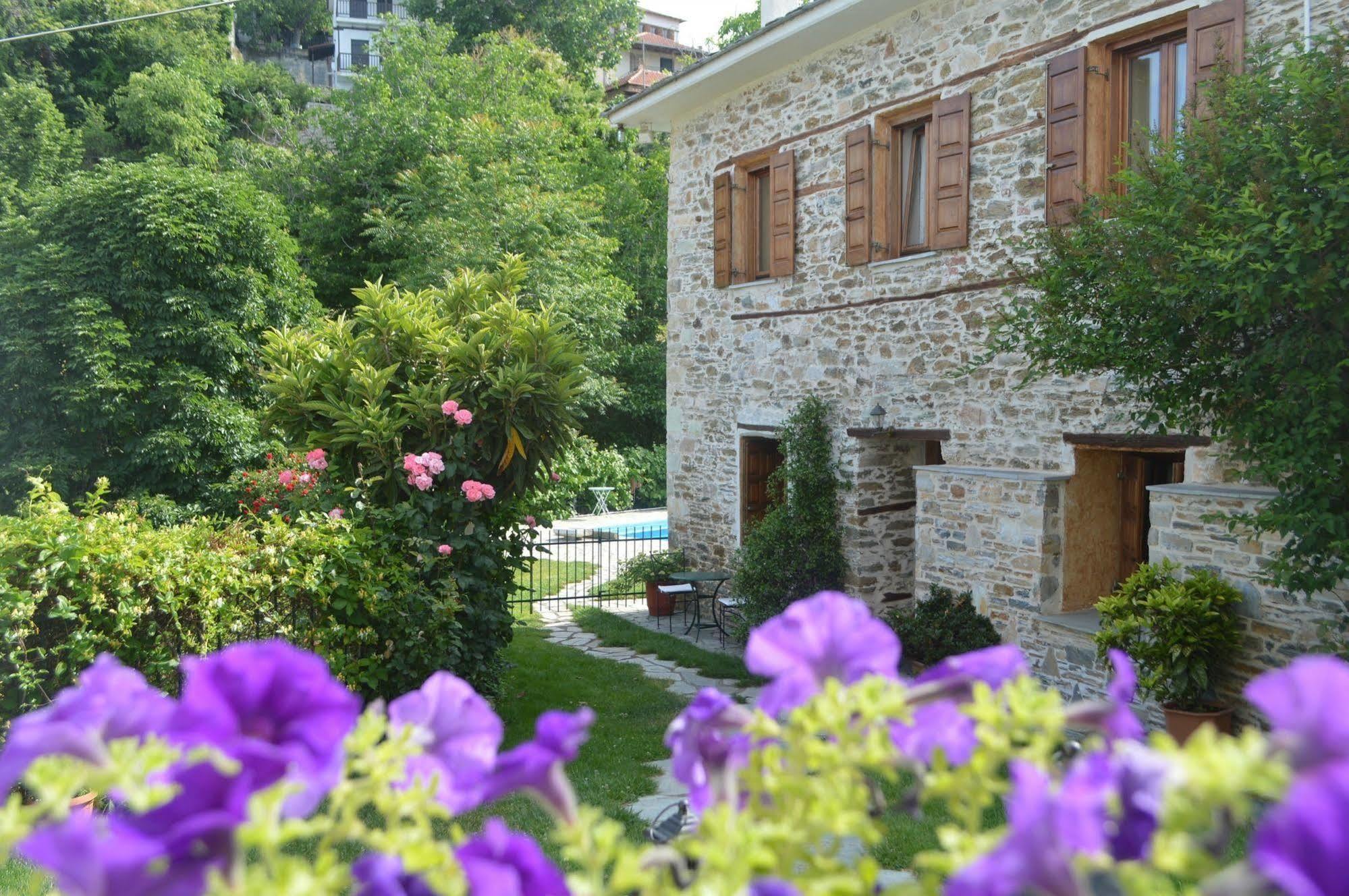 Triantafillies Guesthouse Portaria  Luaran gambar