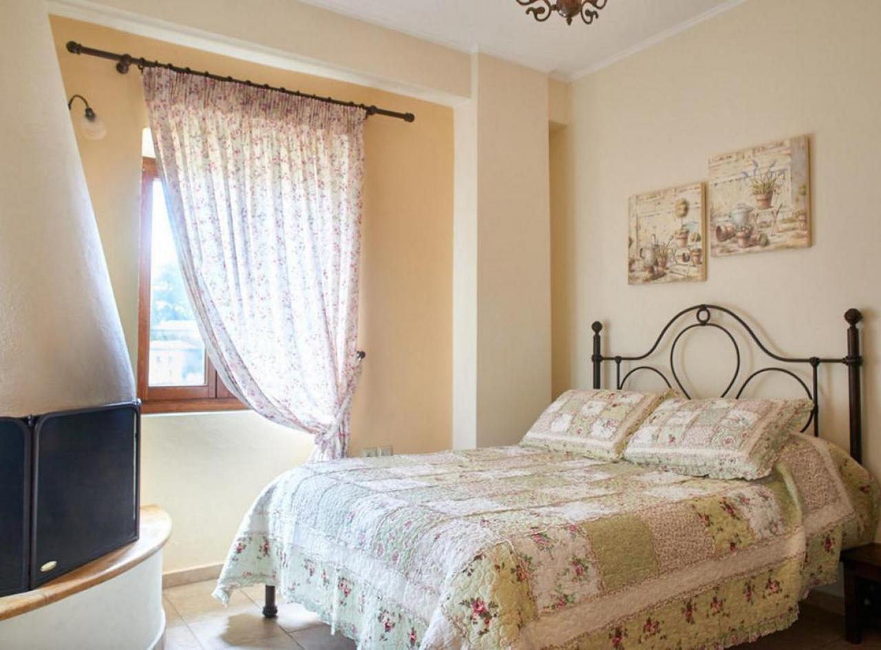 Triantafillies Guesthouse Portaria  Luaran gambar