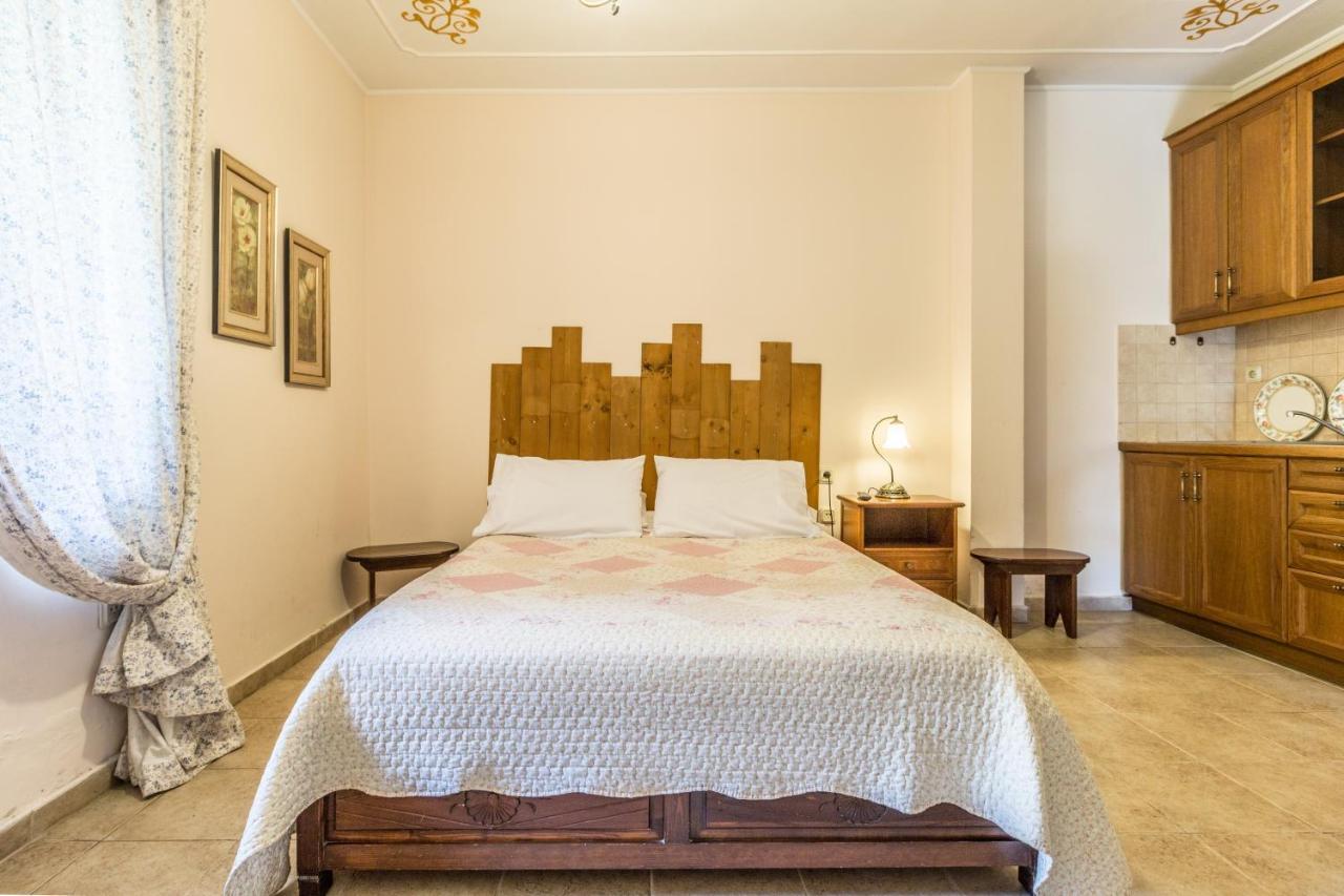 Triantafillies Guesthouse Portaria  Luaran gambar